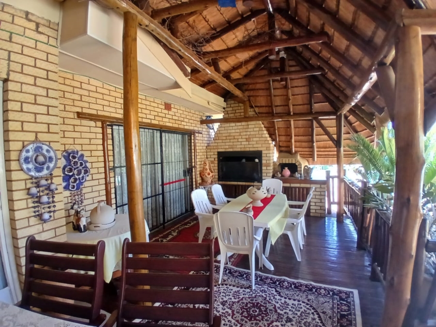 4 Bedroom Property for Sale in Kuruman Northern Cape